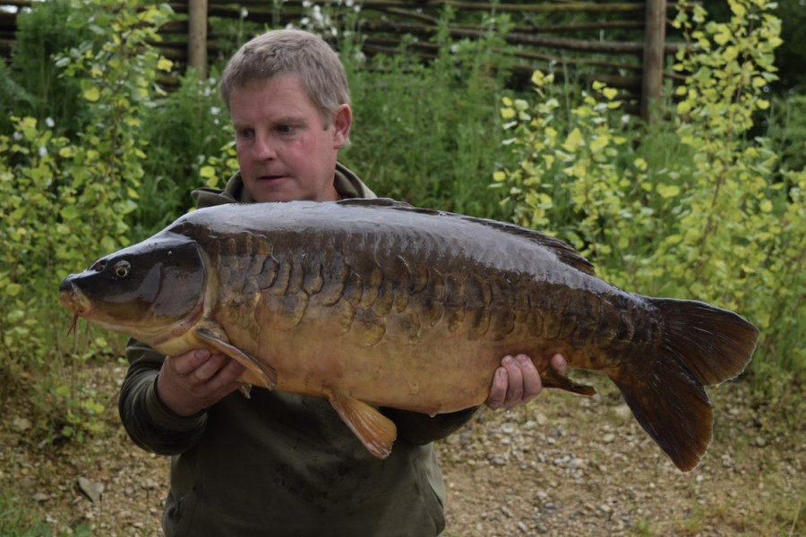 The Sutton at 32lb 12oz for Michael in Stock Pond
